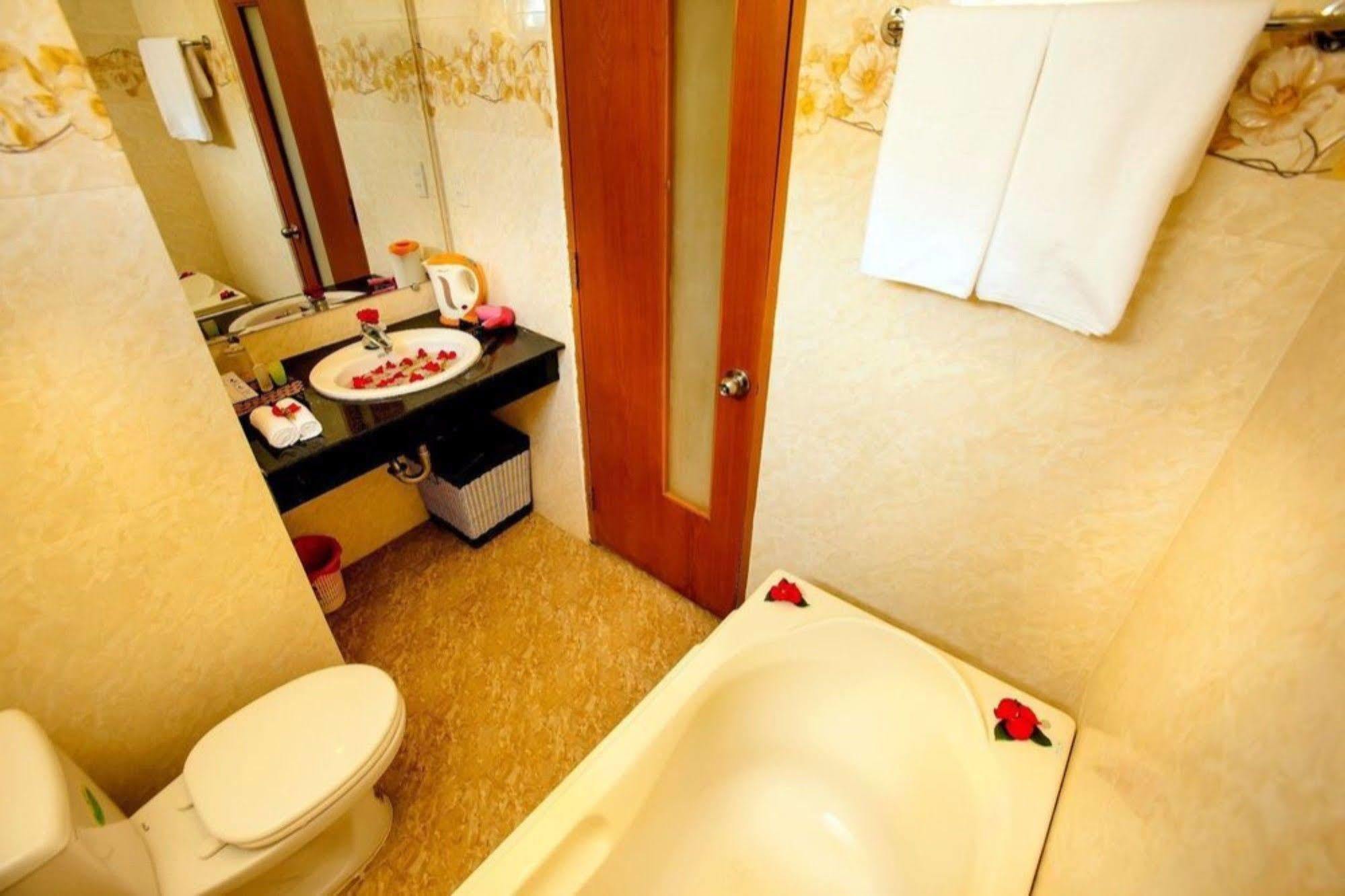 Art Boutique Hotel 芽庄 外观 照片